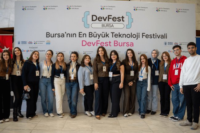 DevFest Bursa 2025’e Partner Topluluk Olarak Katıldık