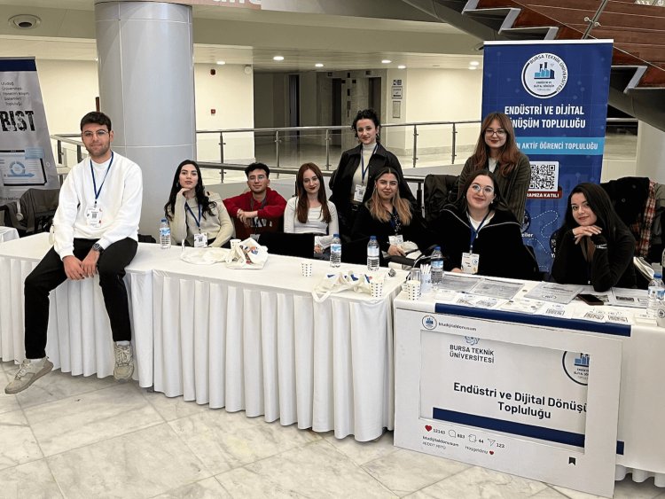 DevFest Bursa 2025’e Partner Topluluk Olarak Katıldık