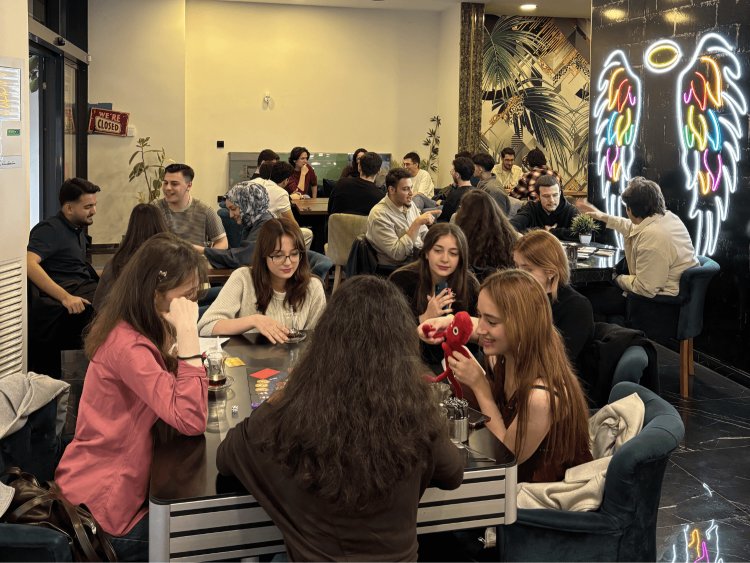 Tea Talks 5 : Kutu Oyunları ve Vampir Köylü Akşamı